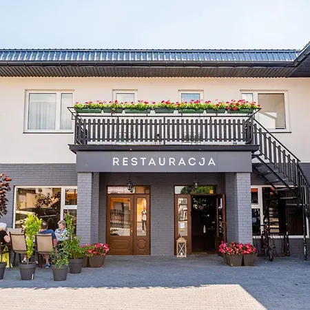 Pod Różami Jedlnia-Letnisko