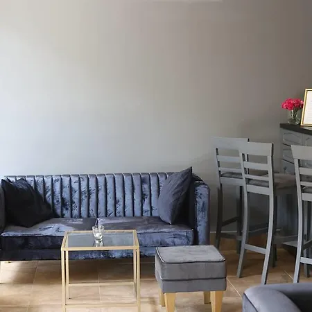 Pod Różami Jedlnia-Letnisko