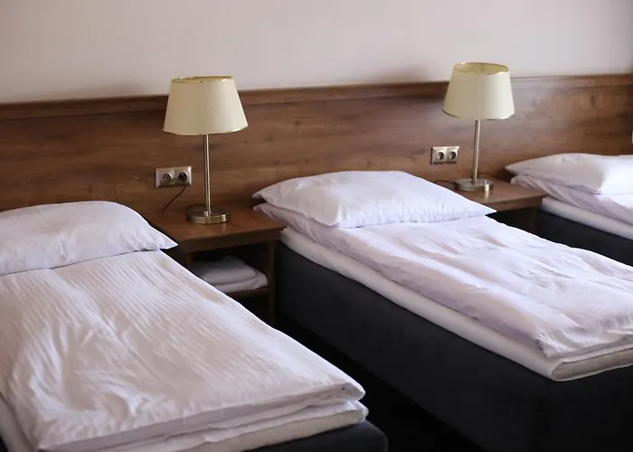 Pod Różami Jedlnia-Letnisko