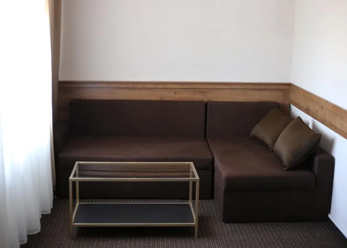 Hotel Pod Różami Jedlnia-Letnisko