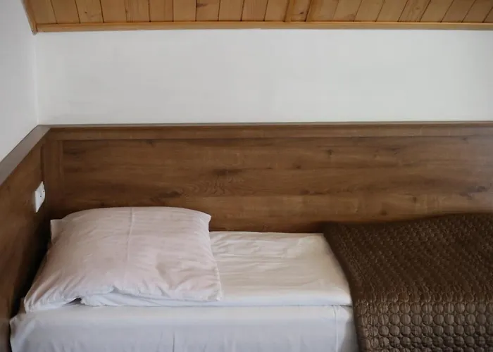 Hotel Pod Różami Jedlnia-Letnisko